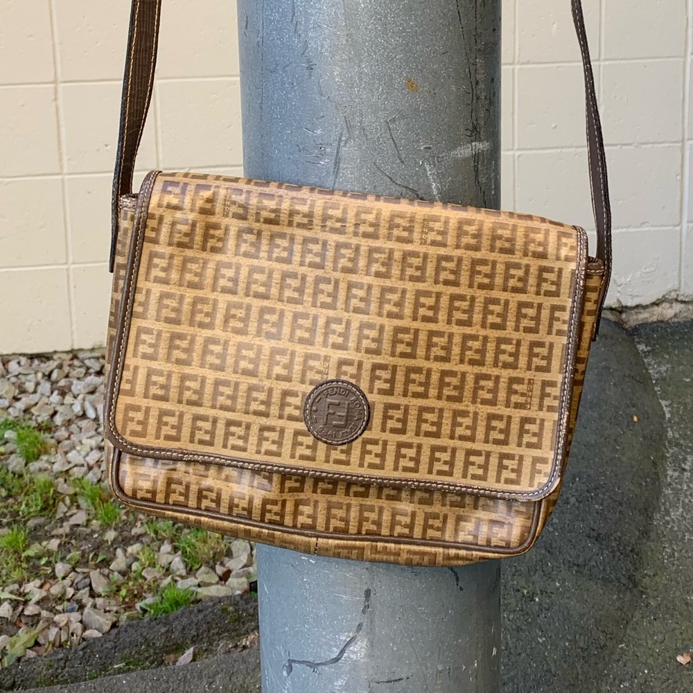 Vintage! Authentic ! Fendi Crossbody Flap Bag